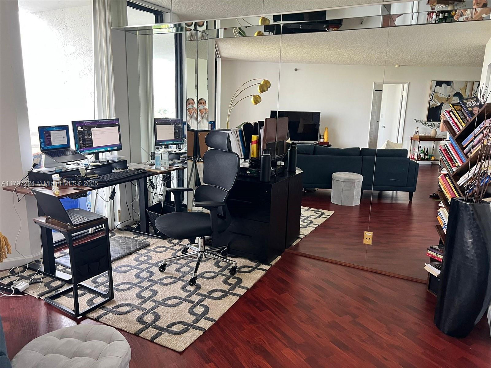 PARC CENTRAL AVENTURA EAS - Residential