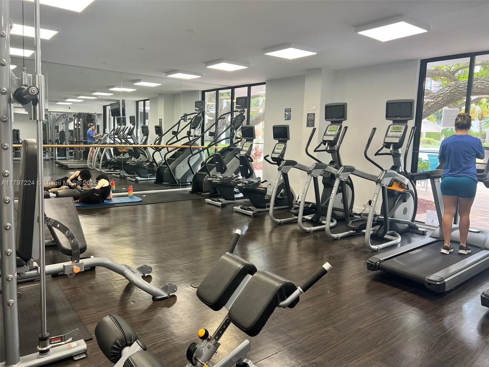 PARC CENTRAL AVENTURA EAS - Residential