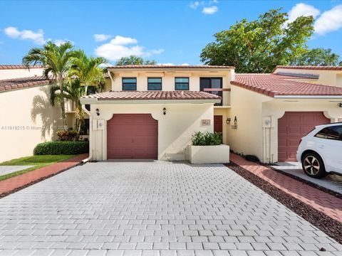 9530 Alcazar Ln Davie FL 33324