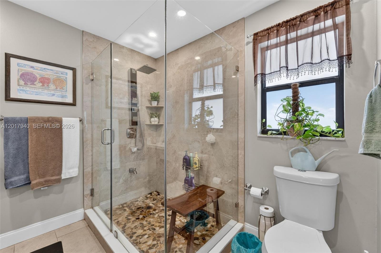 ROYAL PALM LAKE ESTATES - Residential