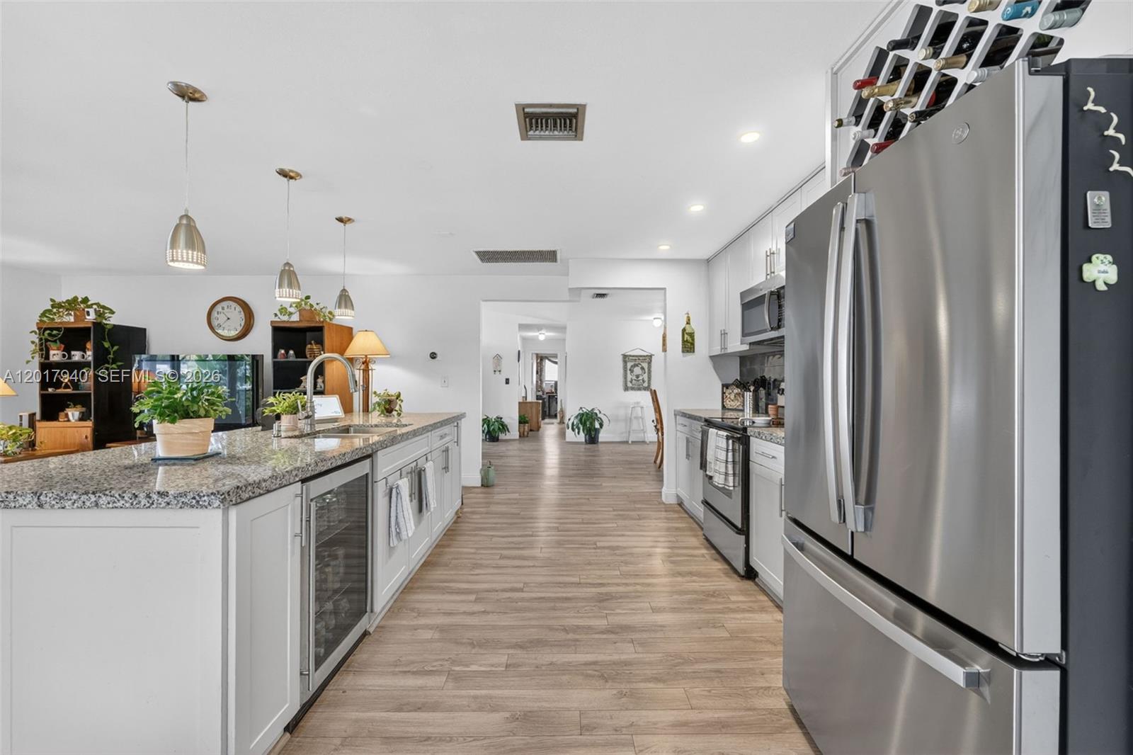 ROYAL PALM LAKE ESTATES - Residential
