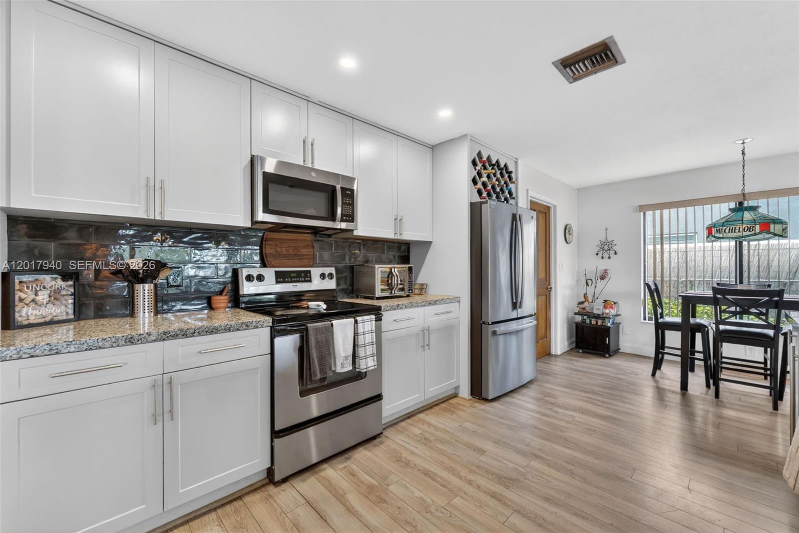 ROYAL PALM LAKE ESTATES - Residential