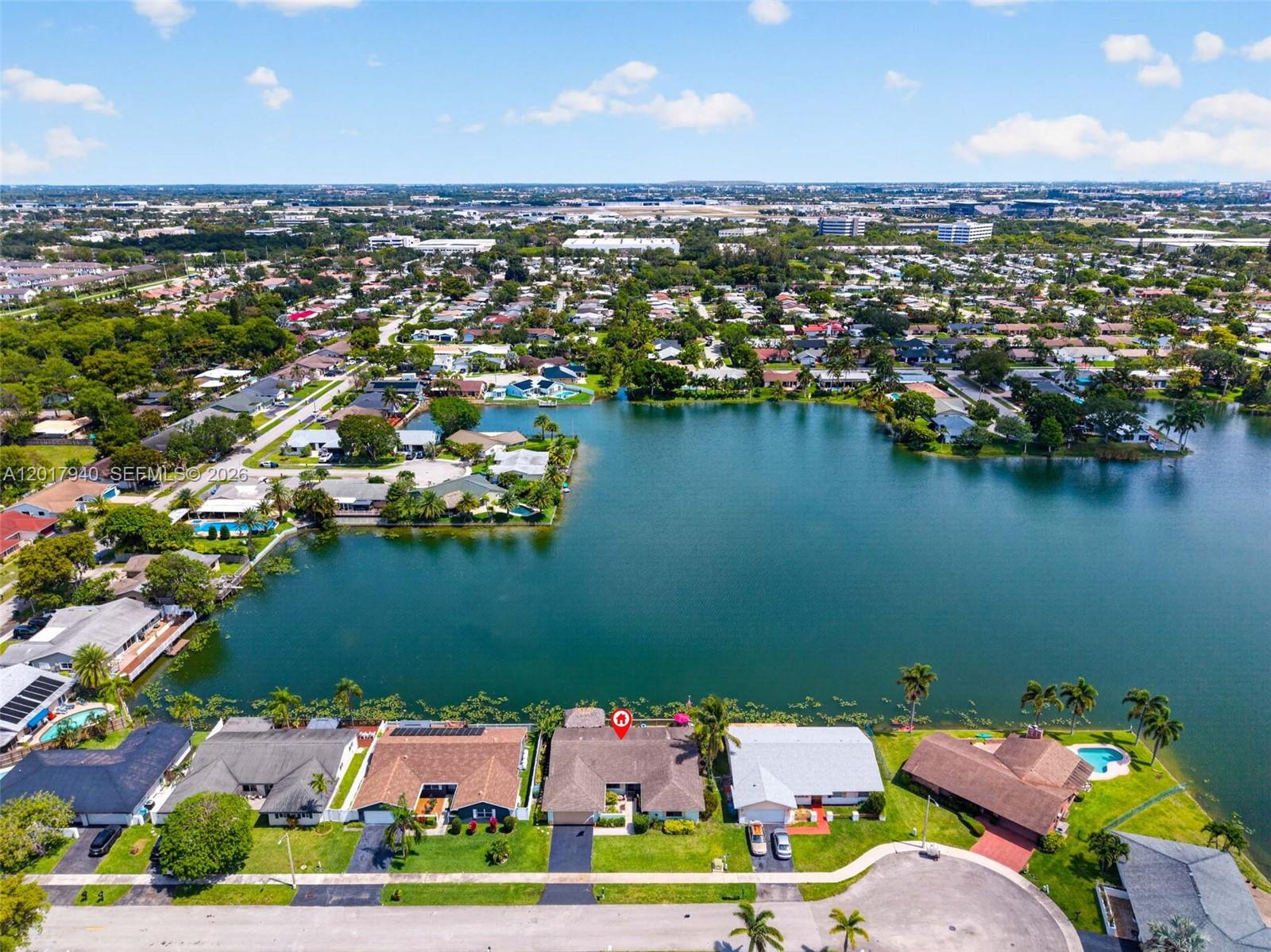 ROYAL PALM LAKE ESTATES - Residential