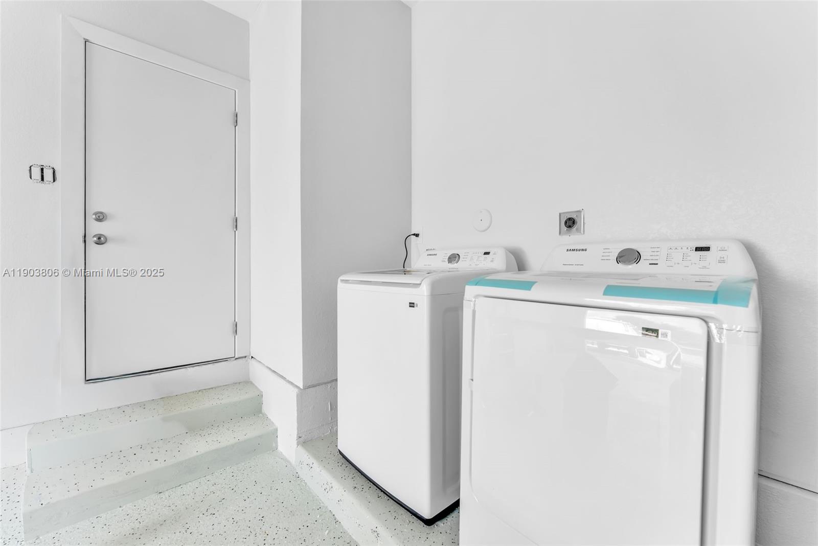 TOWN OF MODELO (DANIA) B- - Residential