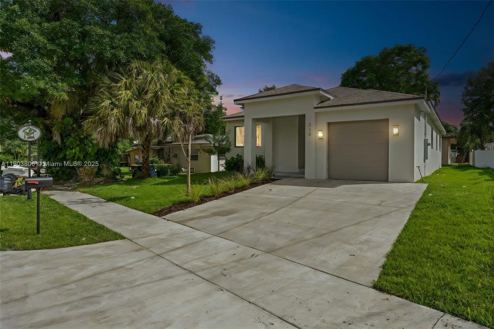 TOWN OF MODELO (DANIA) B- - Residential