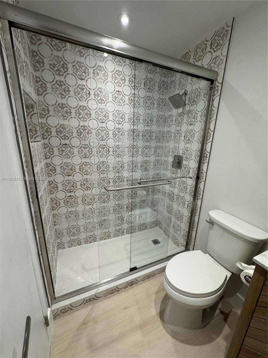 HIALEAH 13TH ADDN AMD REV - Residential Lease