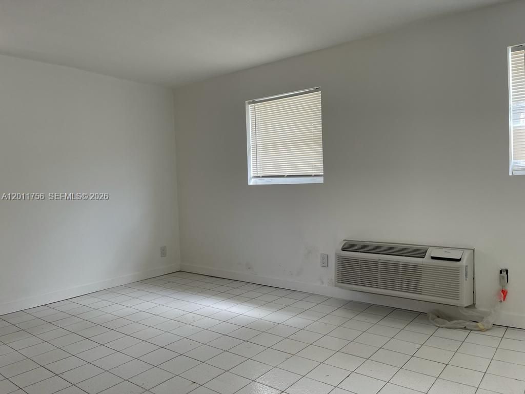 Photo of 5800 Taylor St #2, Hollywood, FL 33021 (MLS # A12011756)