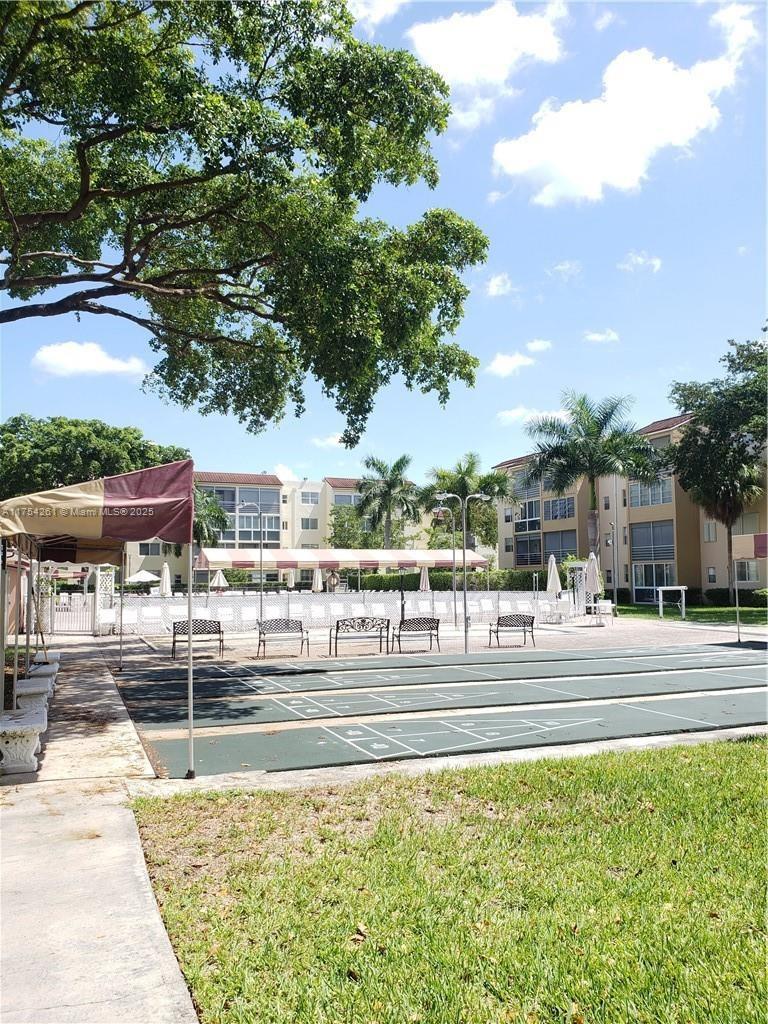 SOMERSET NO 1 CONDO - Residential