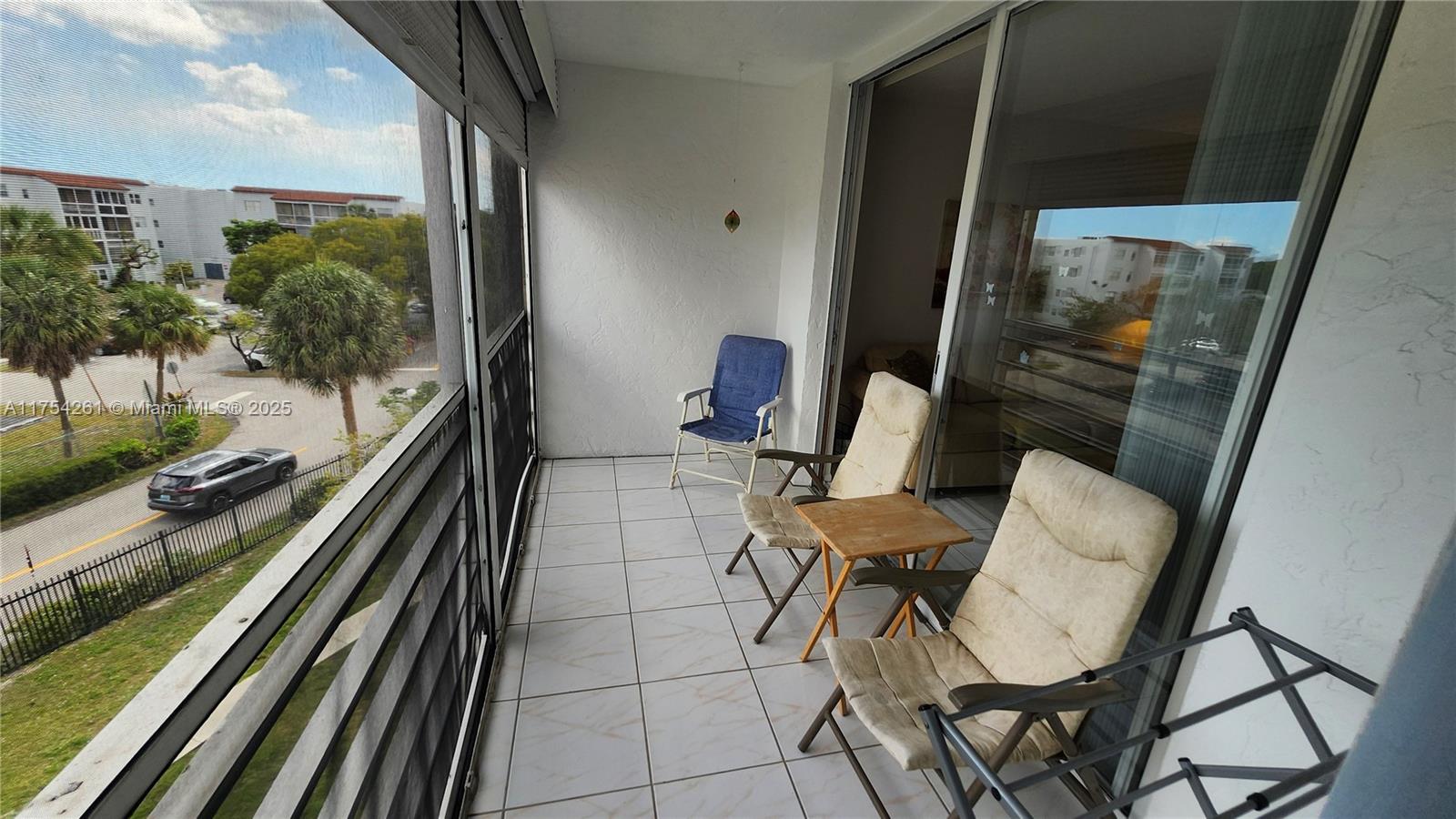 SOMERSET NO 1 CONDO - Residential