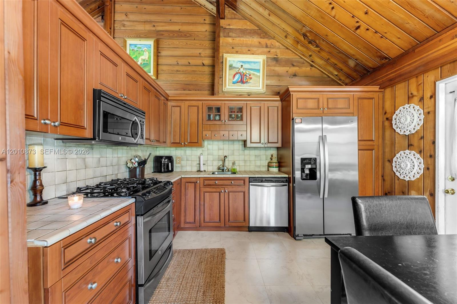 Redland 1.54 Acre - Residential
