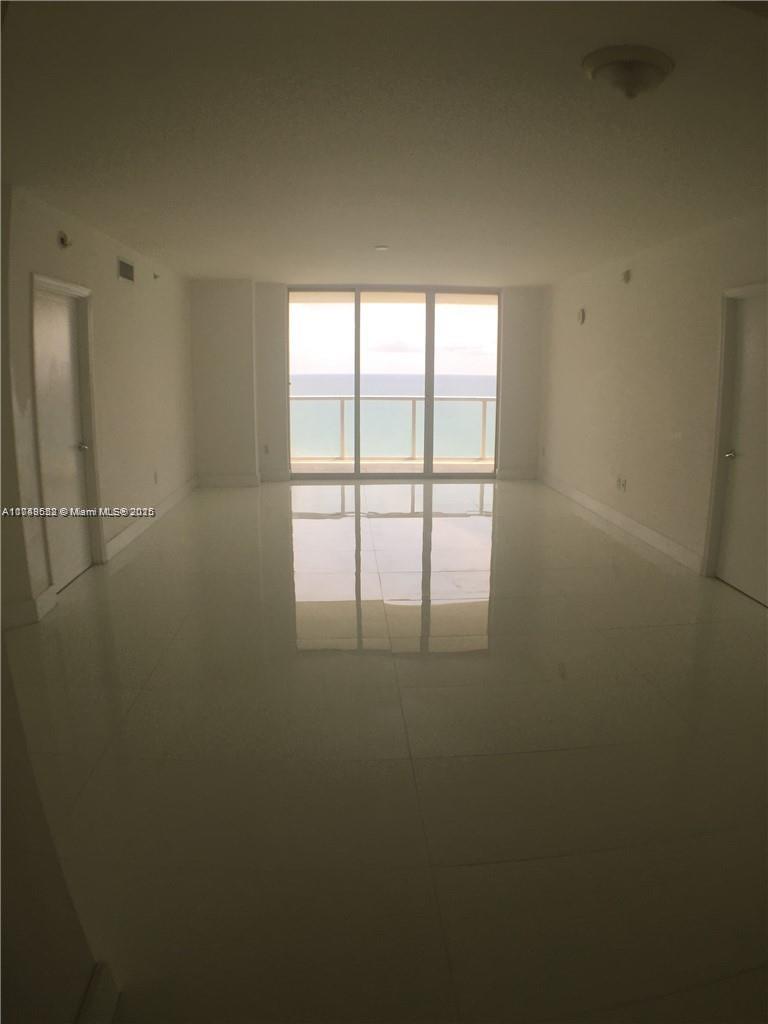 LA PERLA CONDO - Residential