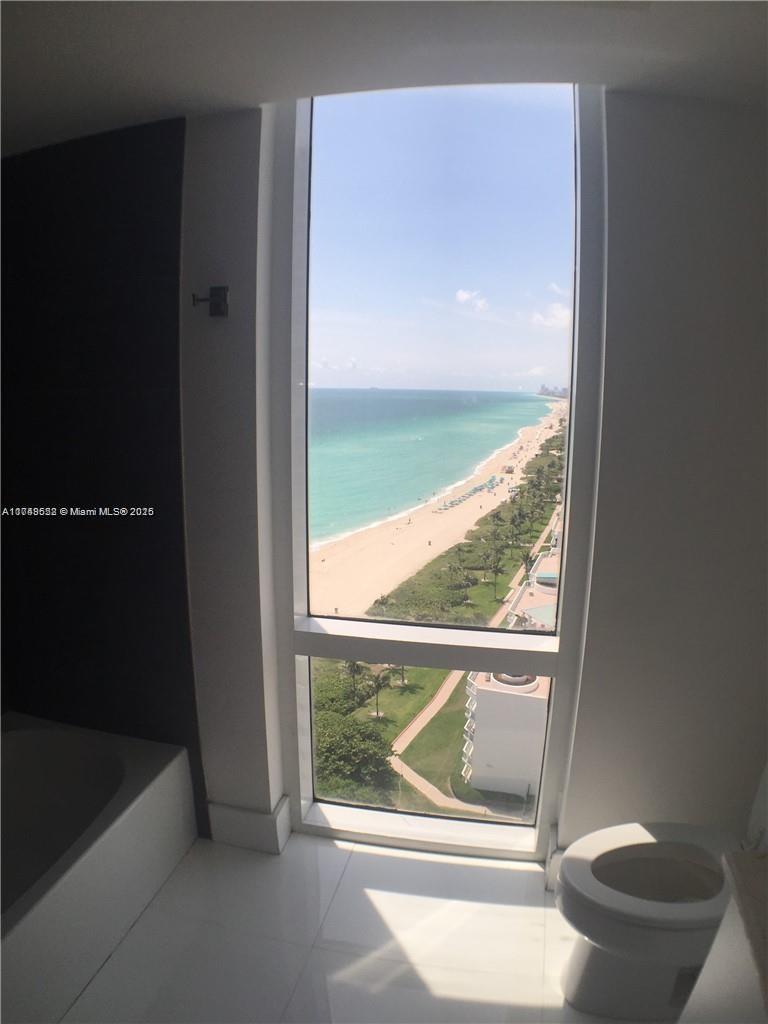 LA PERLA CONDO - Residential