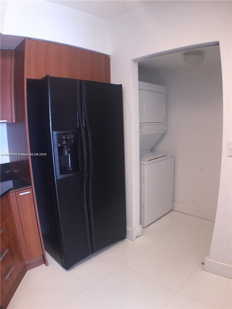 LA PERLA CONDO - Residential