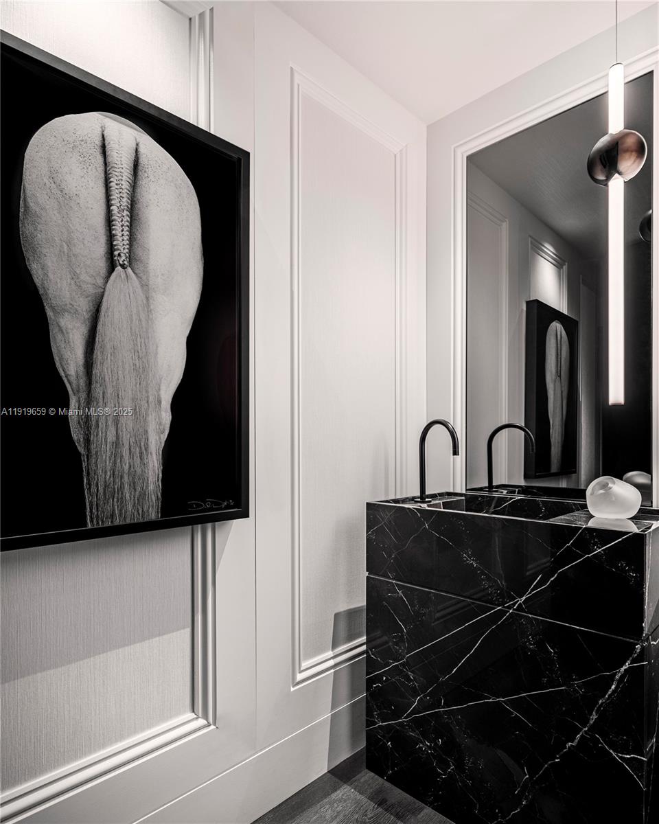 TEN MUSEUM PK RESIDENTIAL - Residential