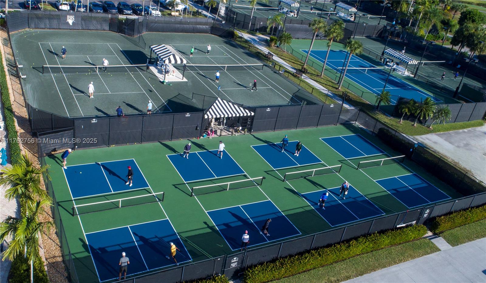 IBIS GOLF AND COUNTRY CLU - Residential