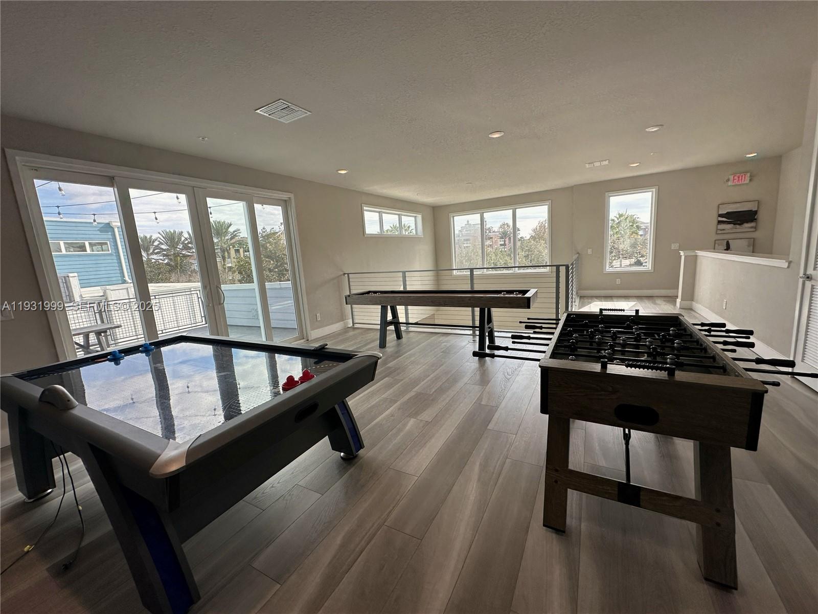 7760 Sandy Ridge Dr 206