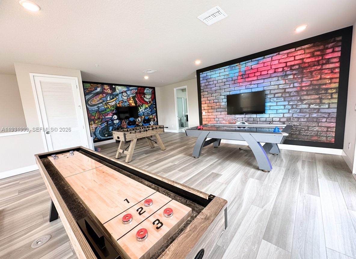 SPECTRUM AT REUNION CONDO - Residential