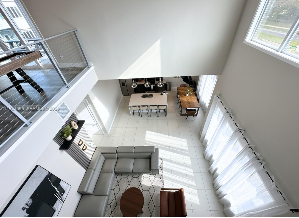 SPECTRUM AT REUNION CONDO - Residential