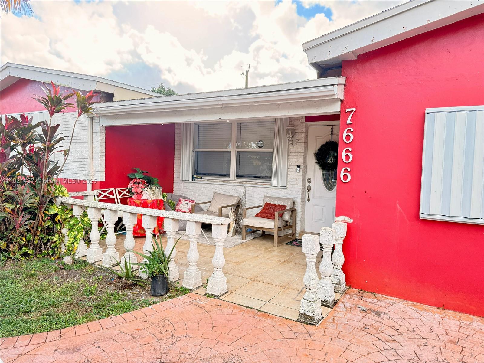 MIRAMAR SEC 7 - Residential Lease