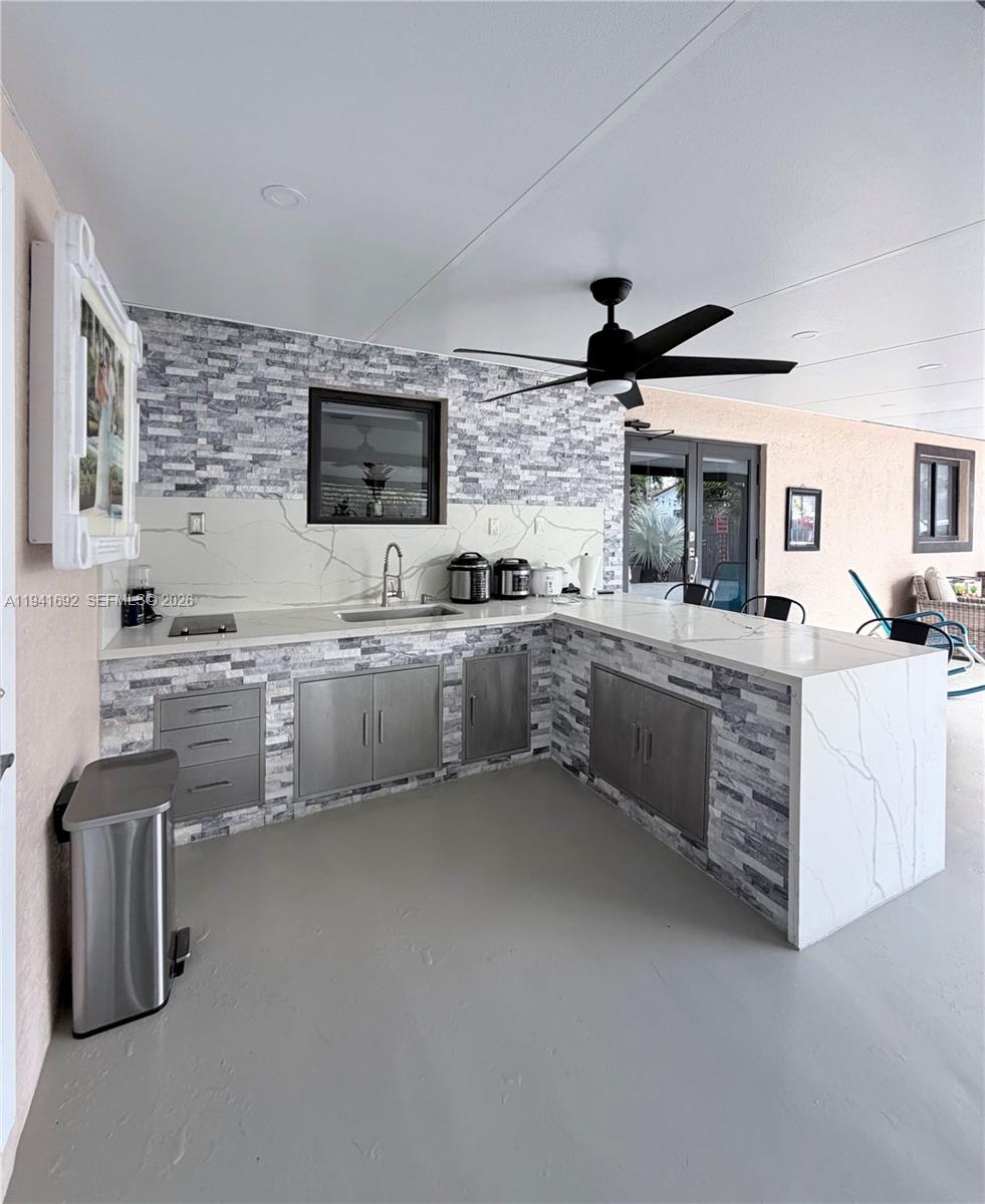 MEADOW WOOD MANOR SEC 7 - Residential