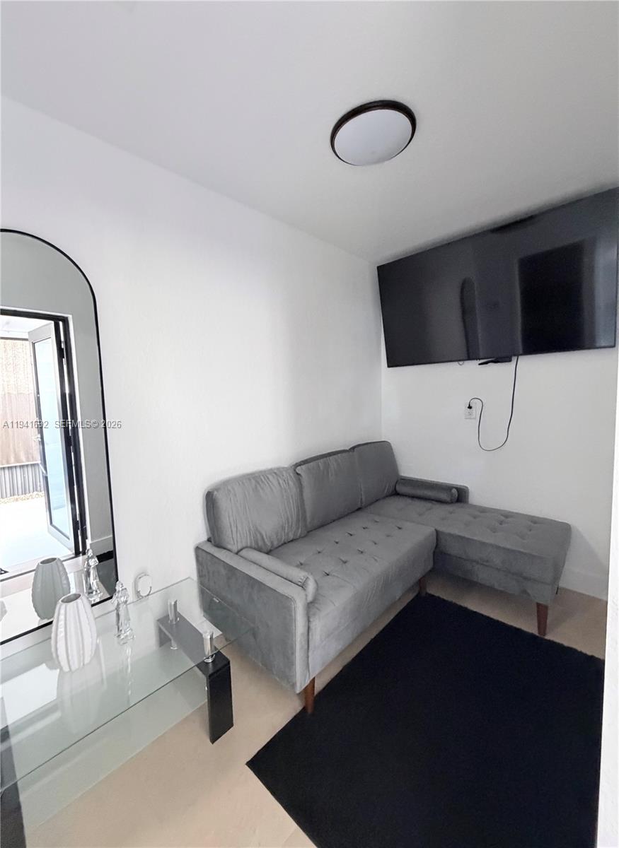 MEADOW WOOD MANOR SEC 7 - Residential