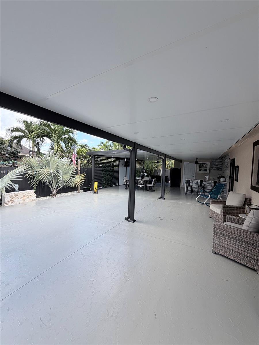 MEADOW WOOD MANOR SEC 7 - Residential