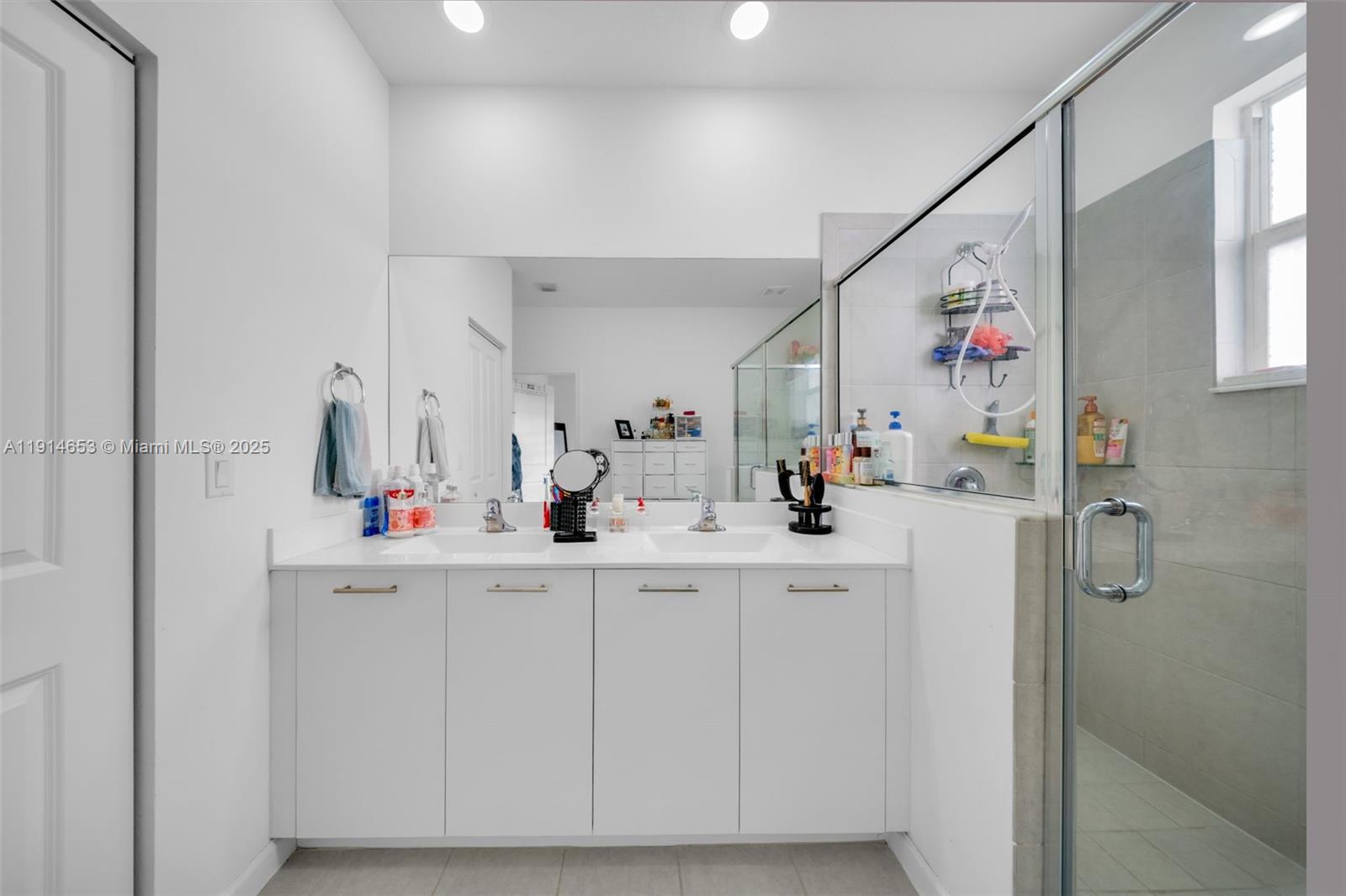 GOLF PARK SEC 1 - Residential