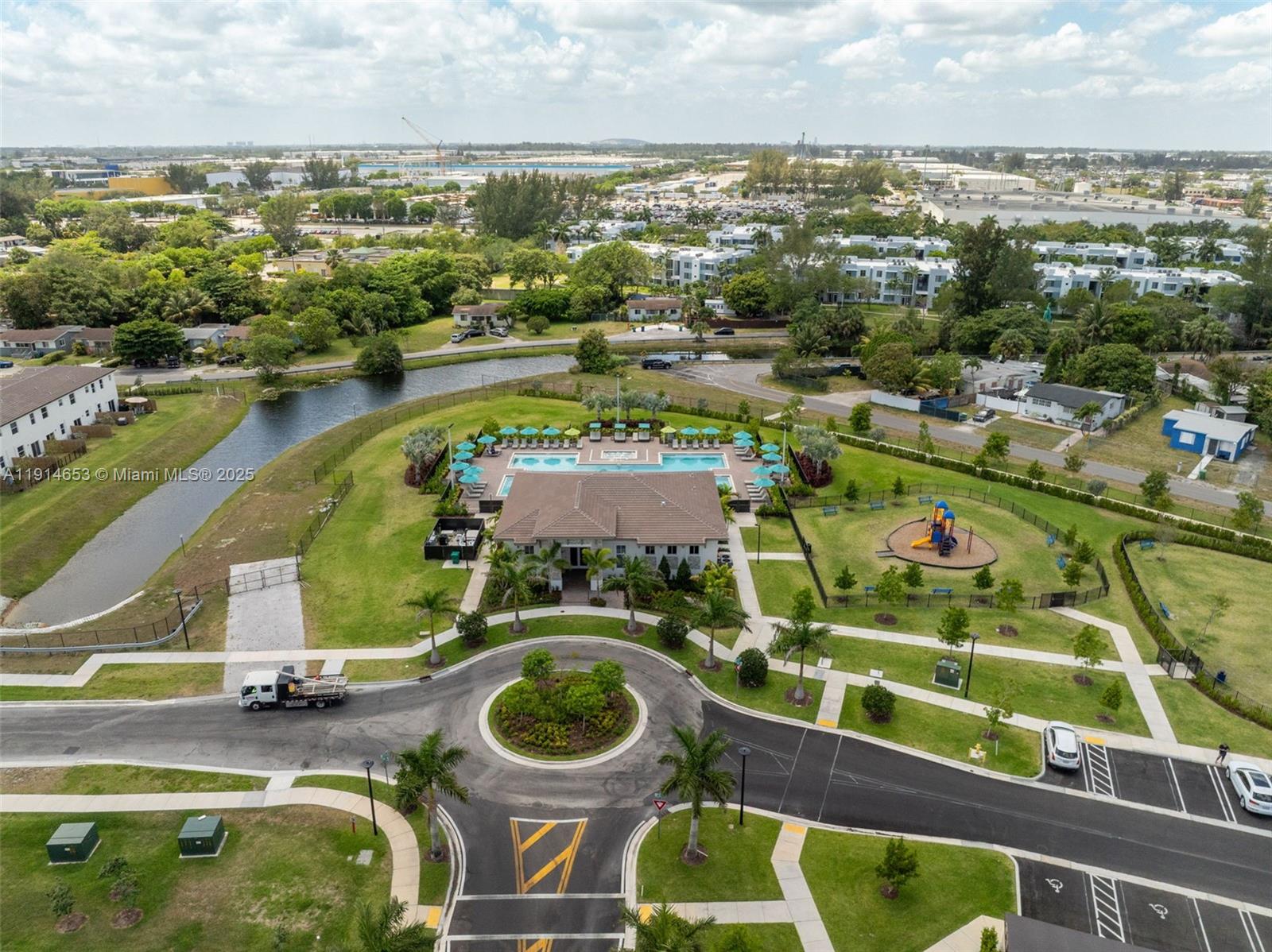 GOLF PARK SEC 1 - Residential