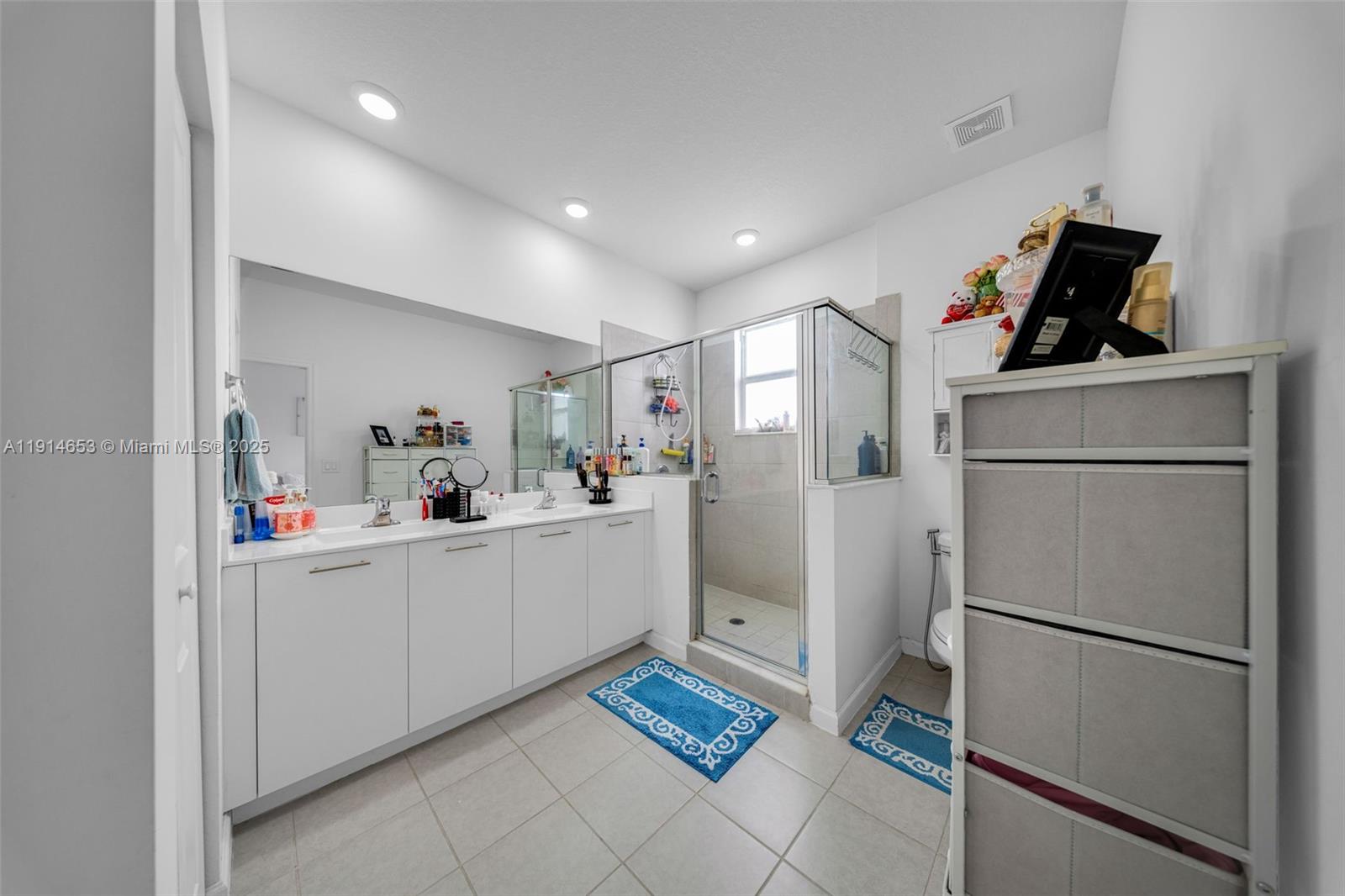 GOLF PARK SEC 1 - Residential