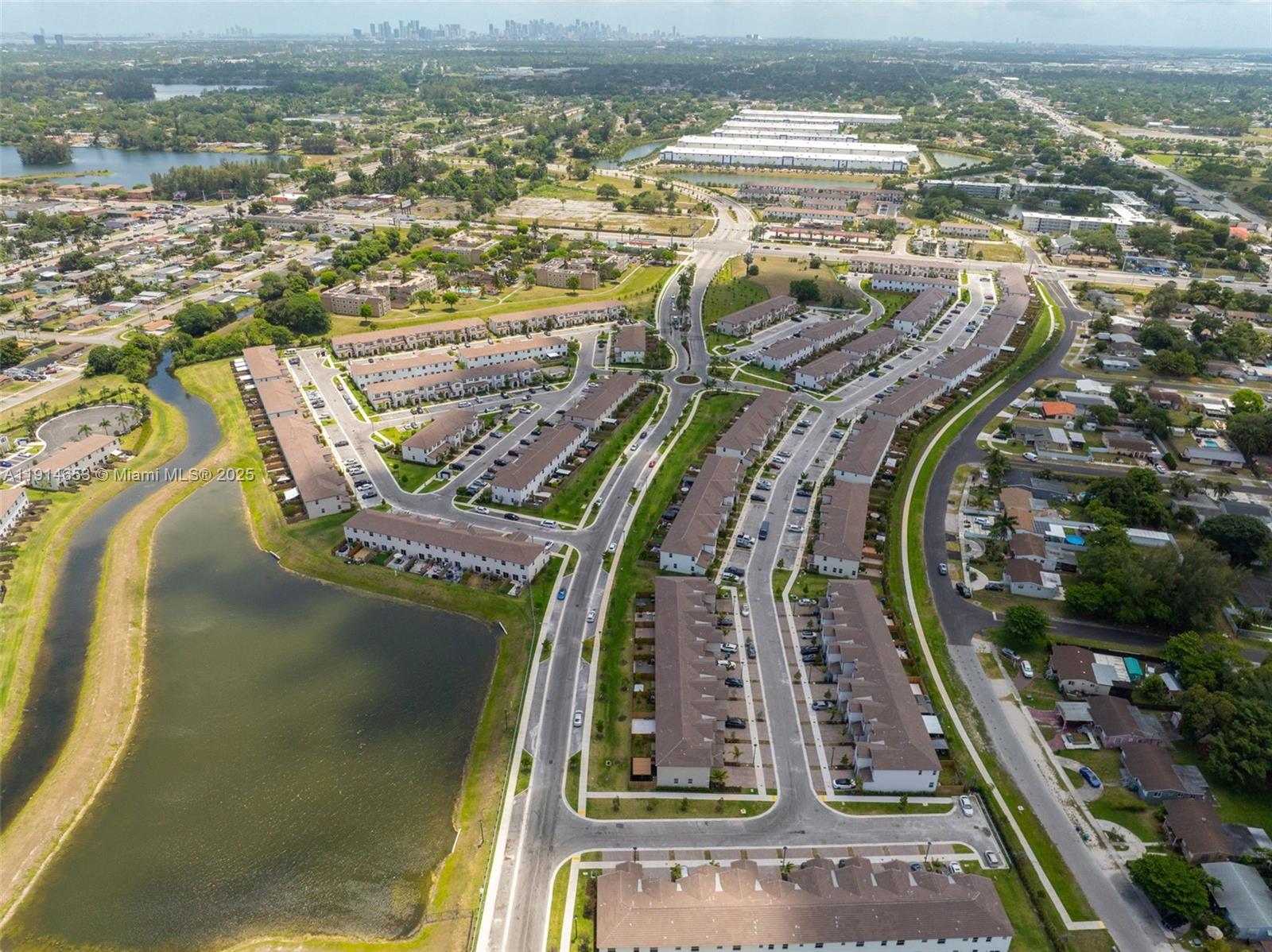 GOLF PARK SEC 1 - Residential