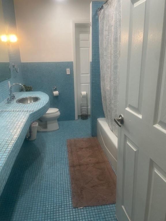 OAK RIVER SUB - Residential Lease