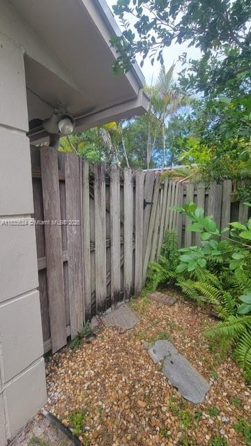 OAK RIVER SUB - Residential Lease