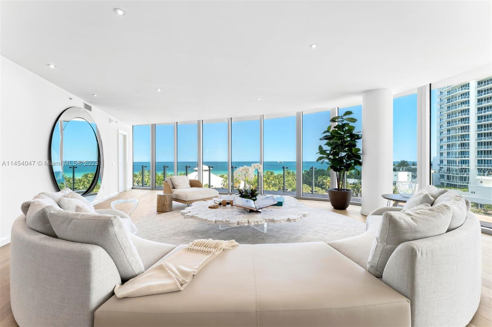 ONE OCEAN CONDO - Residential