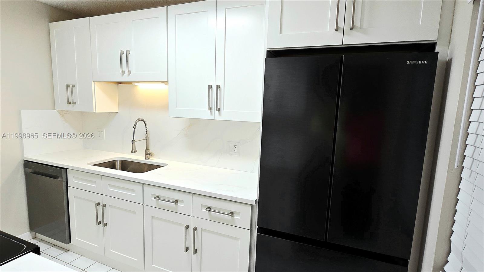 PALMLAND VILLAS I CONDO - Residential Lease