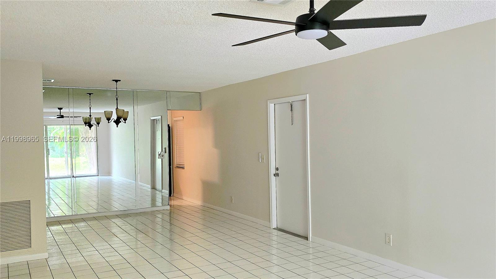 PALMLAND VILLAS I CONDO - Residential Lease