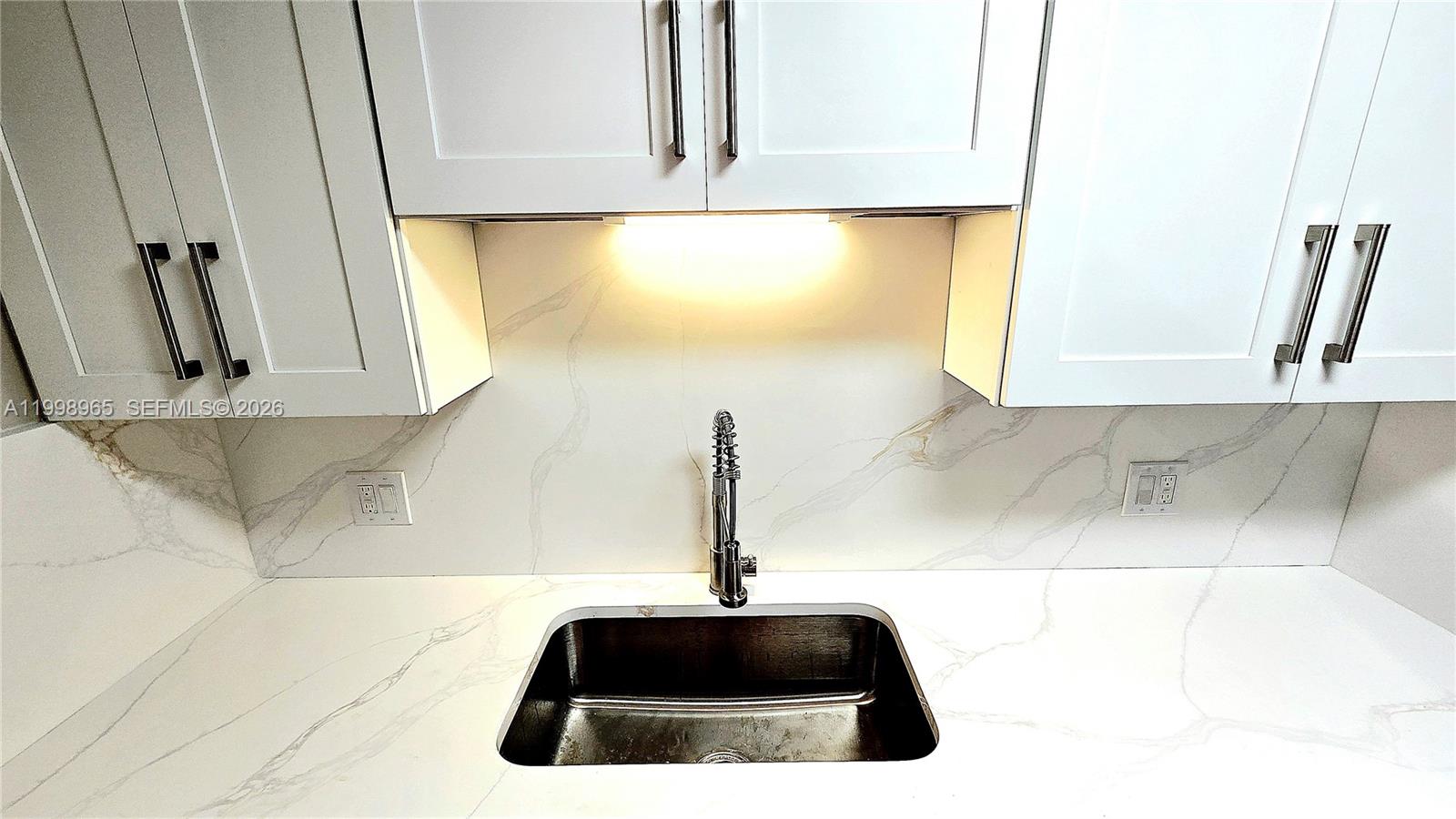 PALMLAND VILLAS I CONDO - Residential Lease