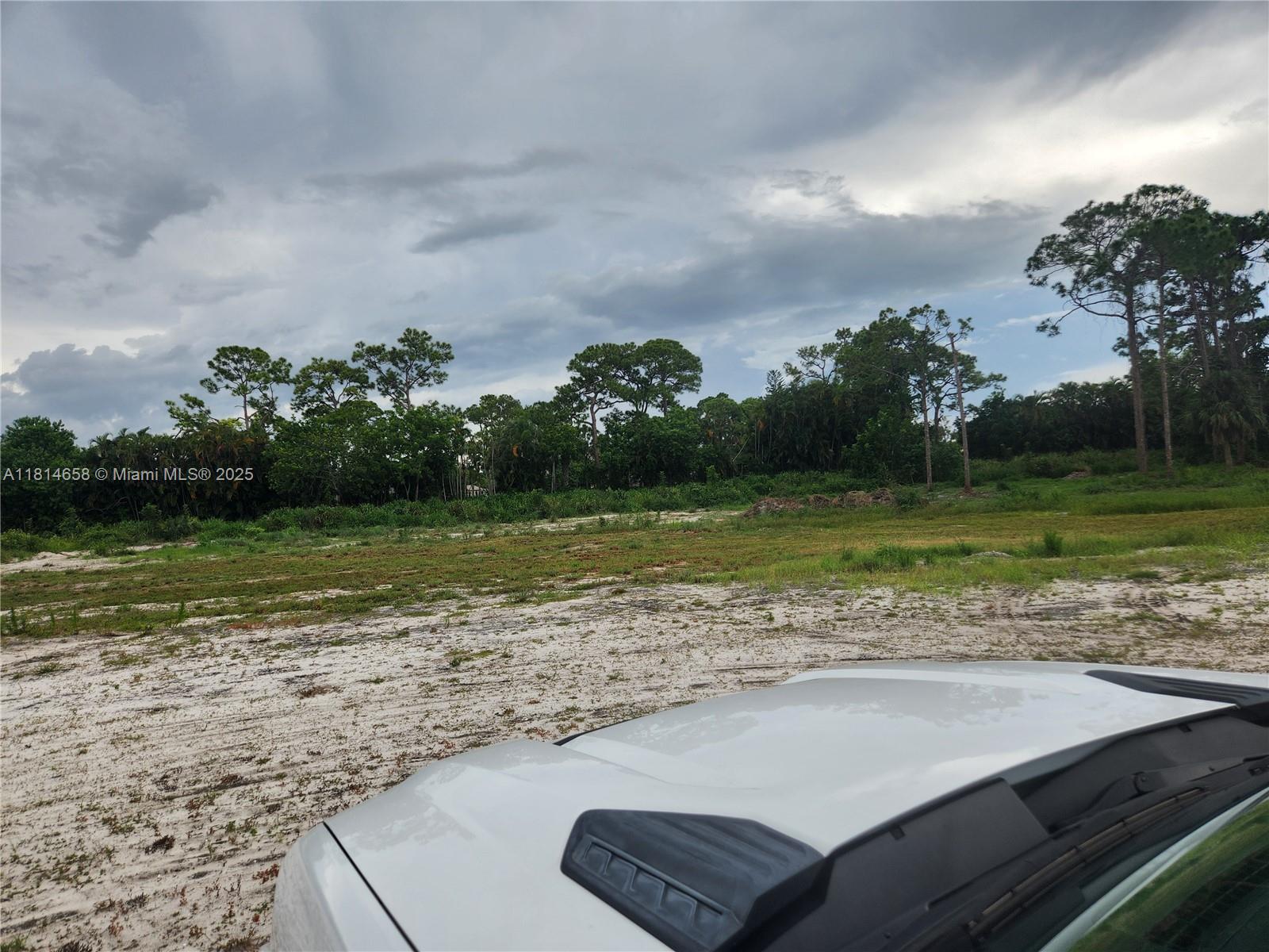 7123 Hidden Gem Ln, Lake Worth, FL, 33467/$2,250,000 2 7123 Hidden Gem Ln