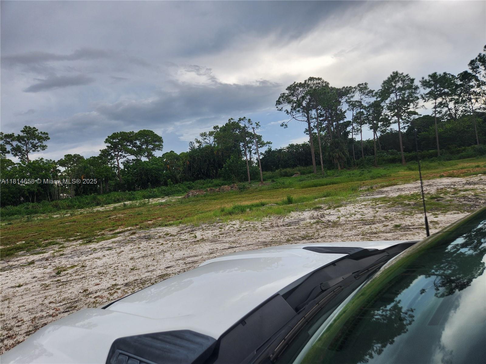 PALM BEACH FARMS CO 3 - Land