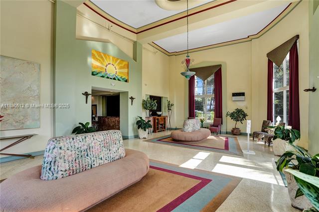 THE MANTELL CONDO - Residential