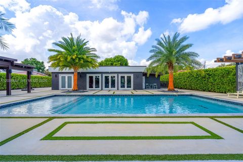 Tiny photo for 8241 NW 182nd St, Hialeah, FL 33015 (MLS # A12006688)
