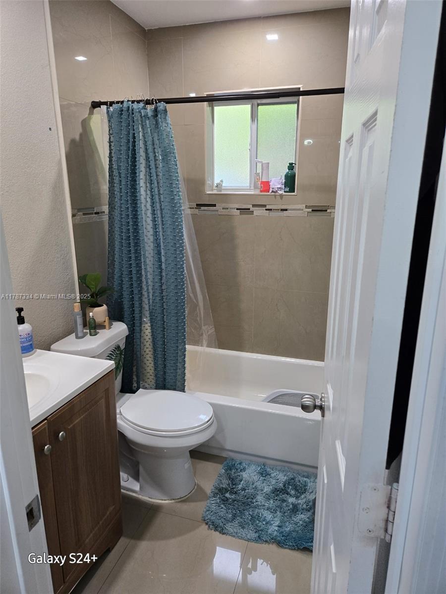 OVERBROOK SHORES - Residential