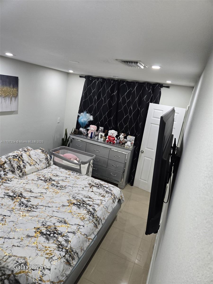OVERBROOK SHORES - Residential