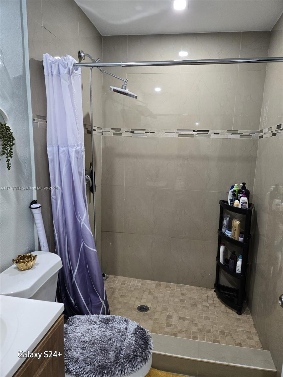 OVERBROOK SHORES - Residential