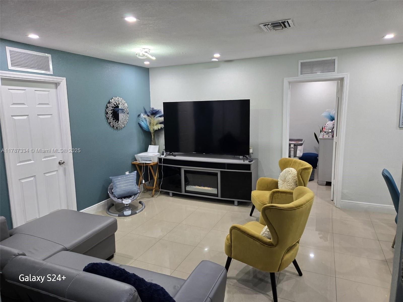 OVERBROOK SHORES - Residential