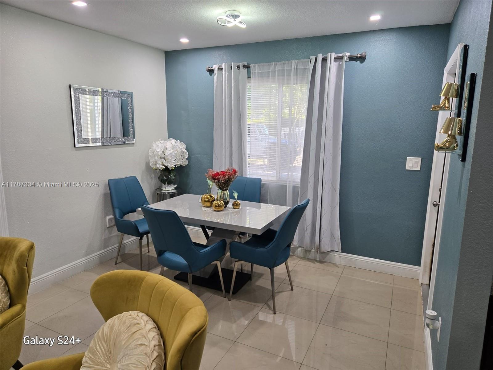 OVERBROOK SHORES - Residential