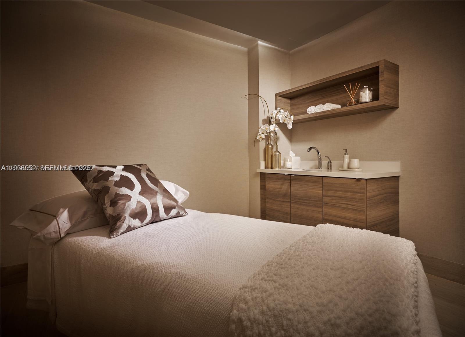 MARINA PALMS RESIDENCES N - Residential