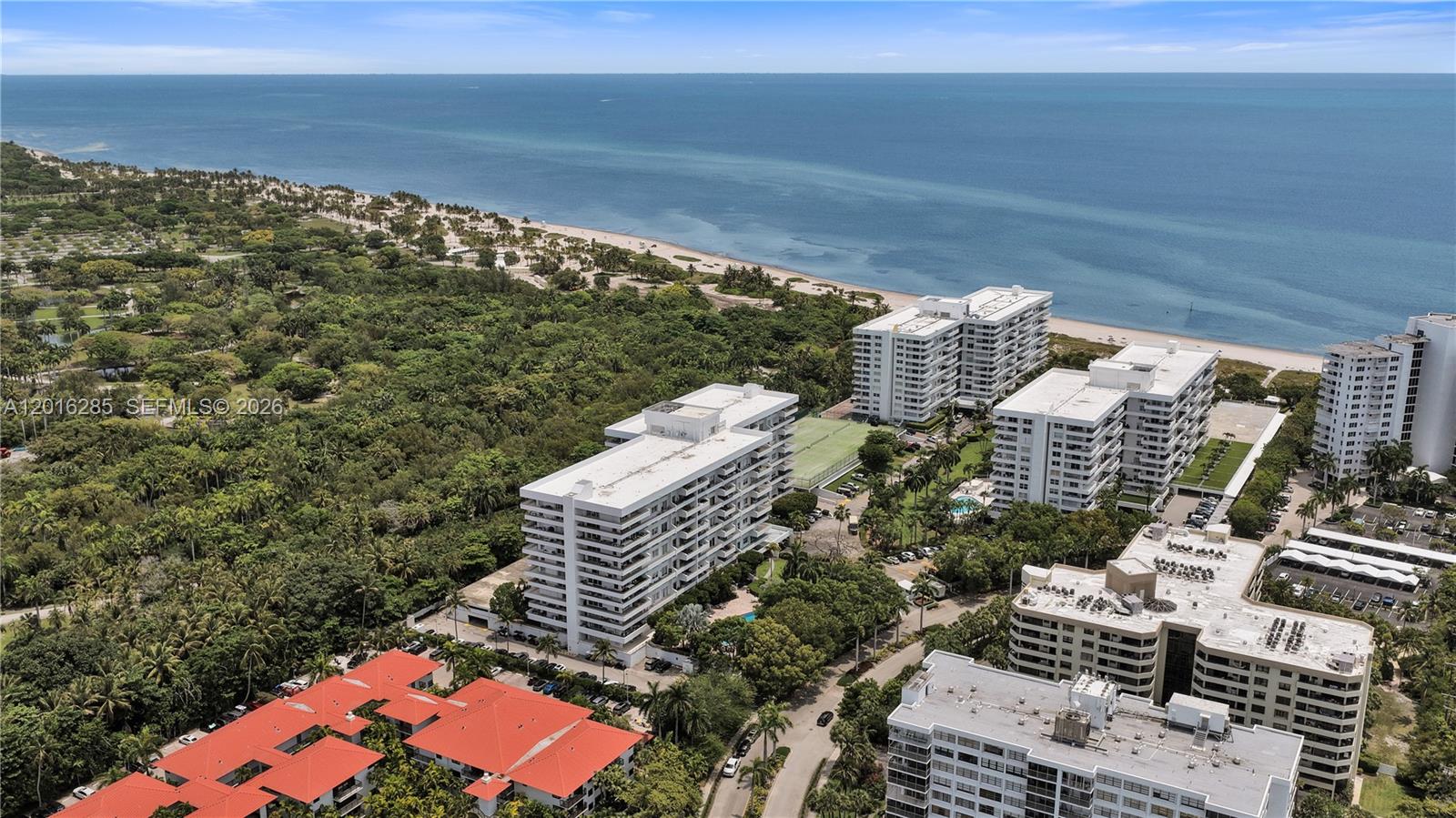 COMMODORE CLUB WEST CONDO - Residential