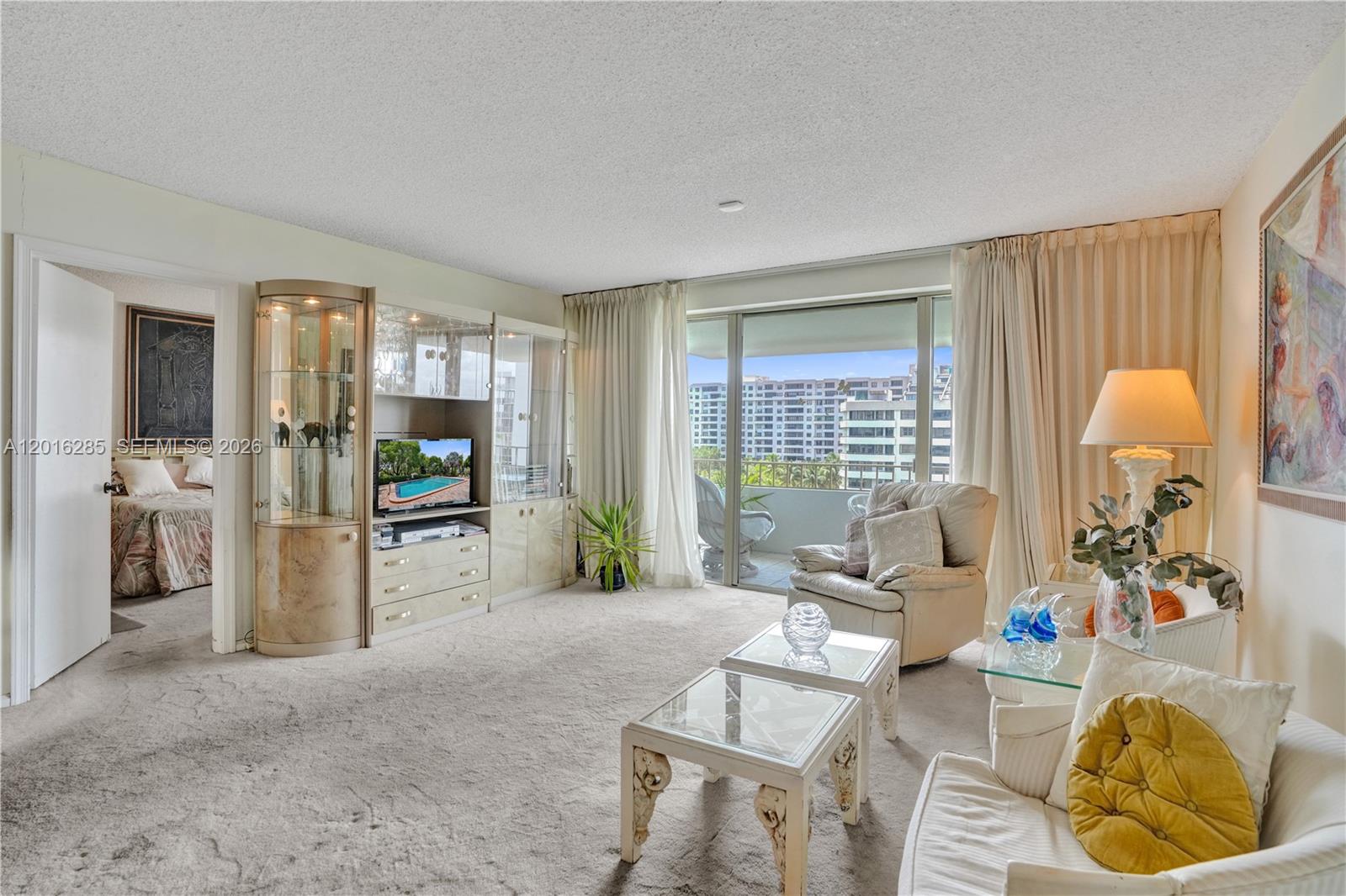 COMMODORE CLUB WEST CONDO - Residential