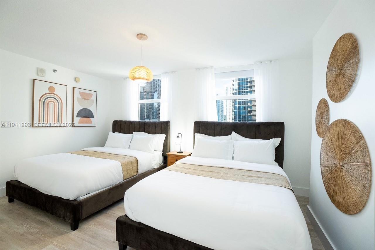 THE CLUB AT BRICKELL BAY - Residential