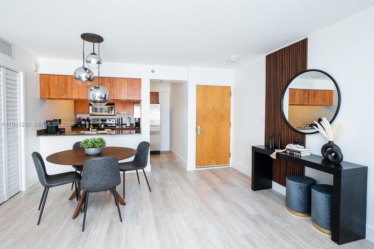 THE CLUB AT BRICKELL BAY - Residential